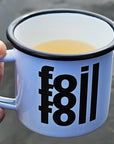 Flo Foil - Emaille-Tasse mit schwarzem Rand (black)