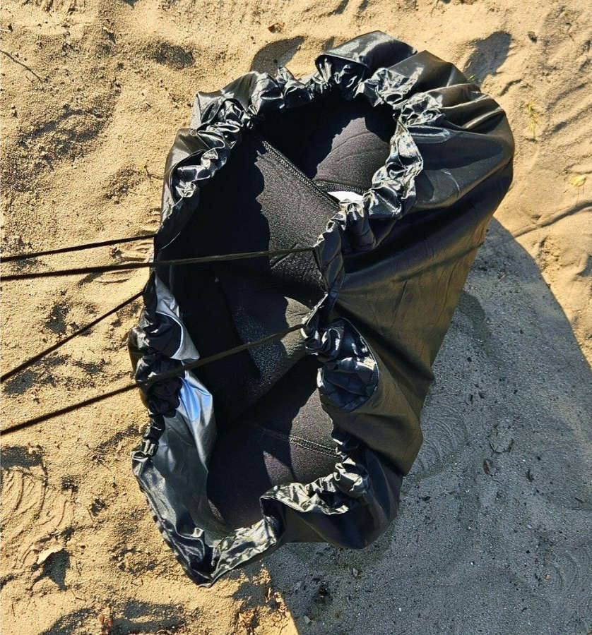 Umkleidematte und -tasche - leicht, kompakt, silber/schwarz