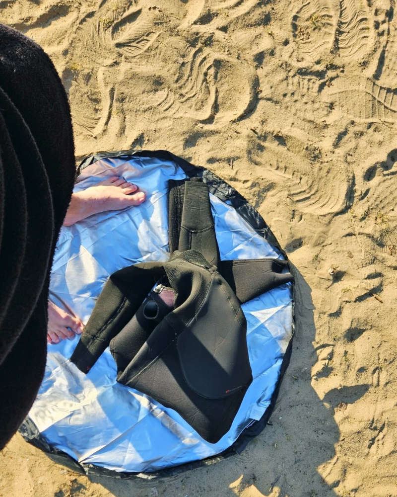 Umkleidematte und -tasche - leicht, kompakt, silber/schwarz