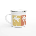 Weiße Emaille-Tasse mit Retro-Palmenmotiv in warmen Sommerfarben 