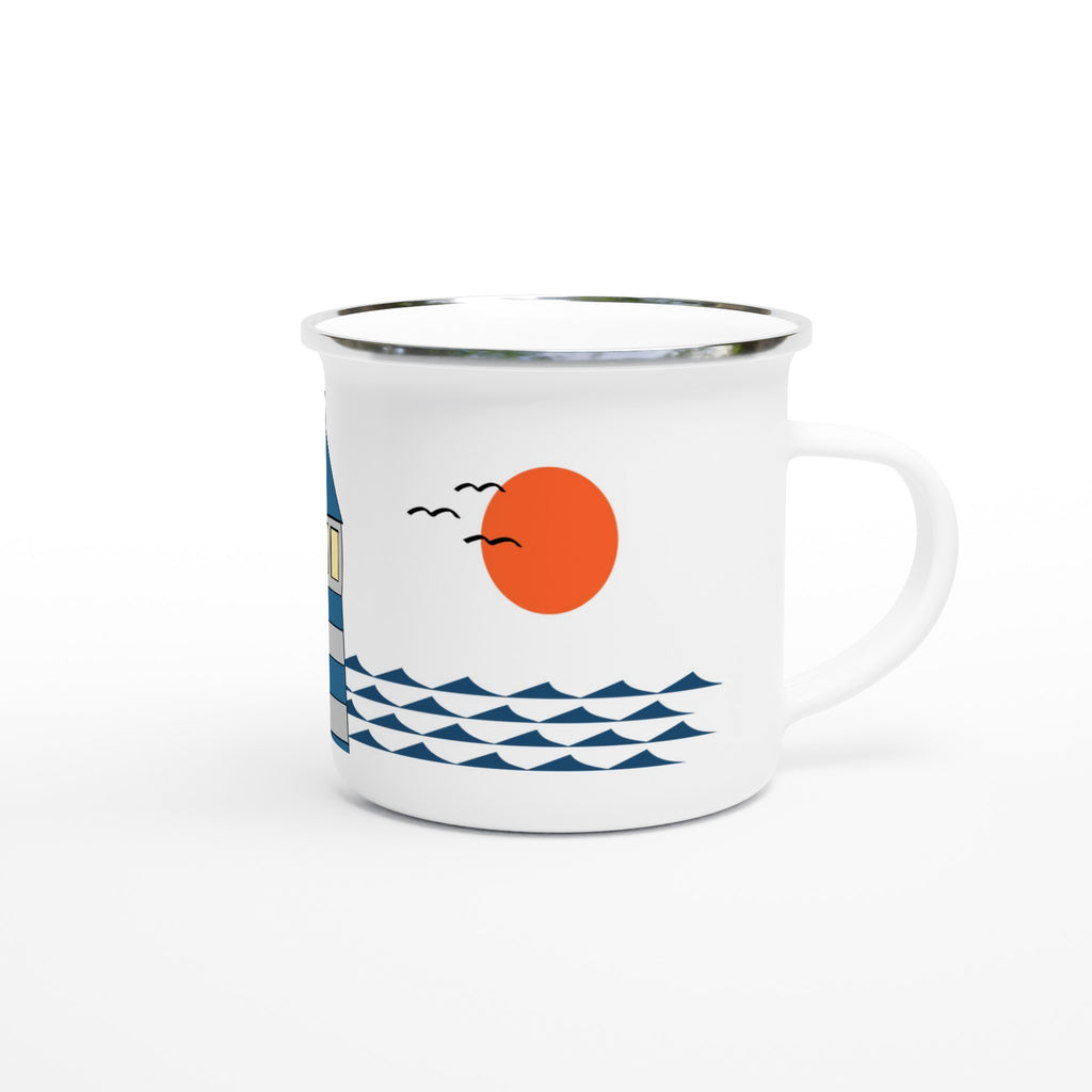 Emaille-Tasse mit Leuchtturm, Segelboot und maritimem Küstenmotiv