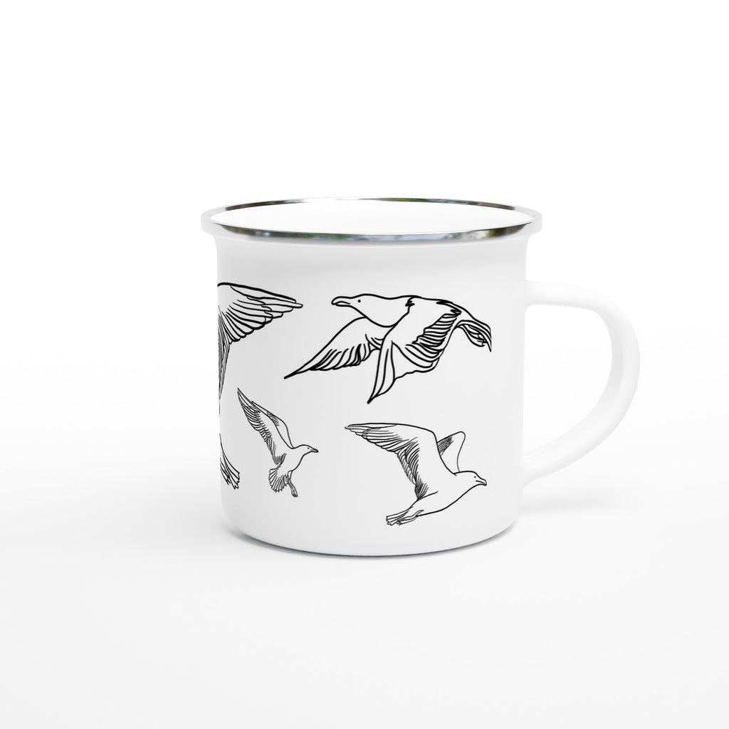 Weiße Emaille-Tasse mit silbernem Rand und Line-Art-Möwen-Motiven