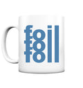 Matte Keramiktasse mit blauem "Foil Foil Foil" Schriftzug