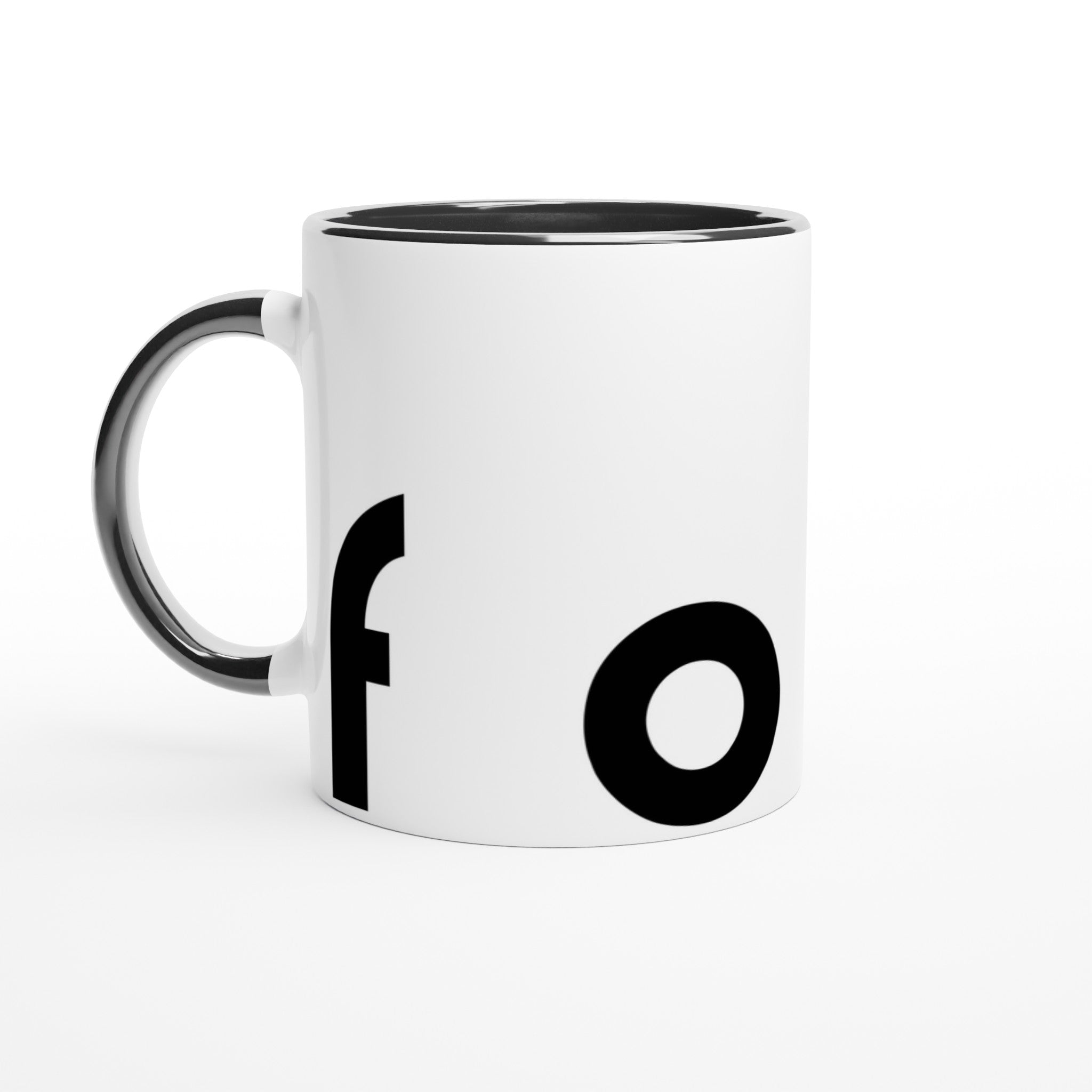 Schwarz-weiße Tasse mit großem "Foil"-Schriftzug