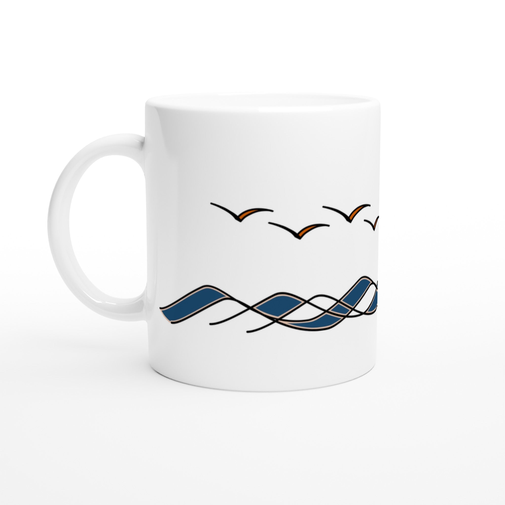 Keramiktasse mit stilisierten Wellen und fliegenden Möwen